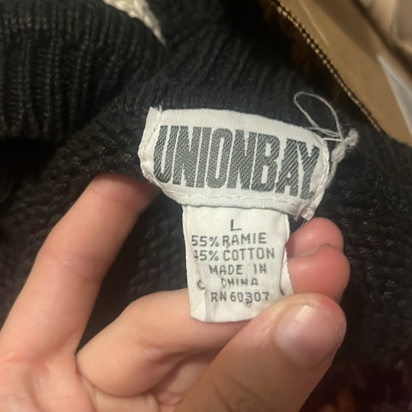 Union bay gothic fall sweater - Picture 4 of 4